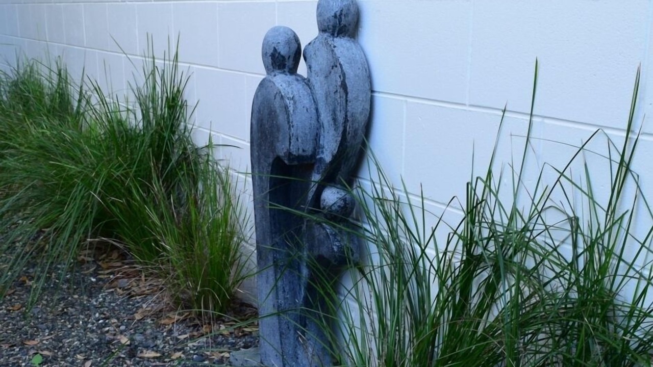 Photo of Others in Russell