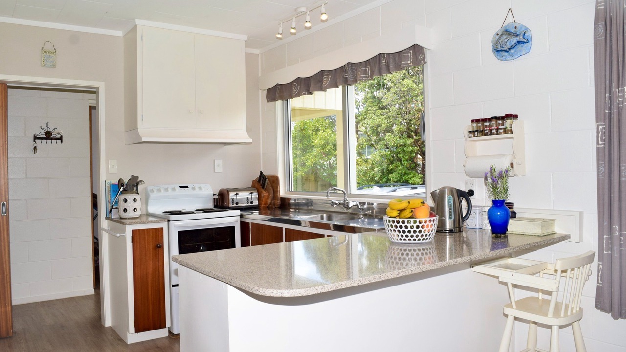 Photo of Others in Russell