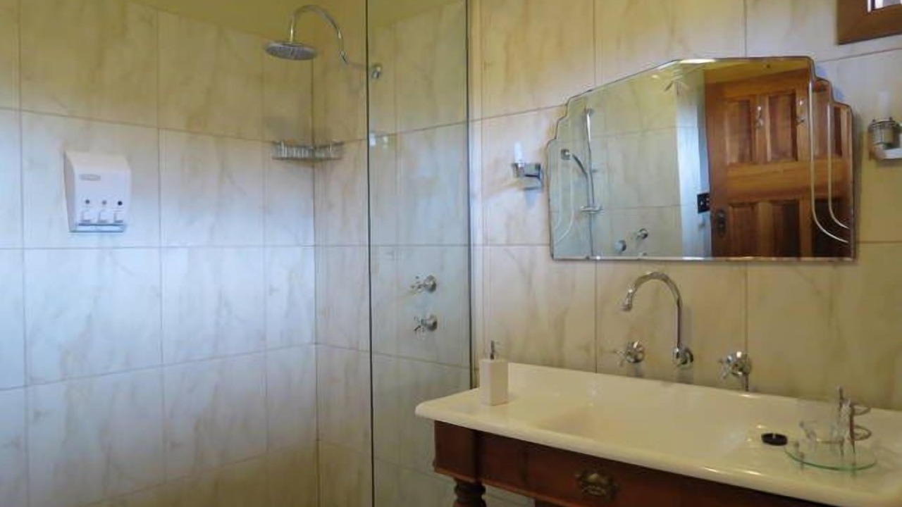Photo of Bathroom in Port Noarlunga