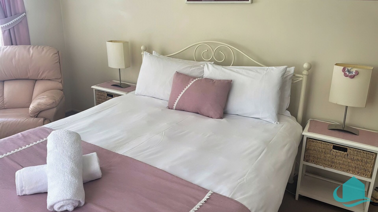 Photo of Bedroom in Swansea