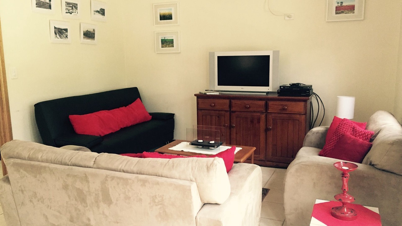 Photo of Livingroom in Clare