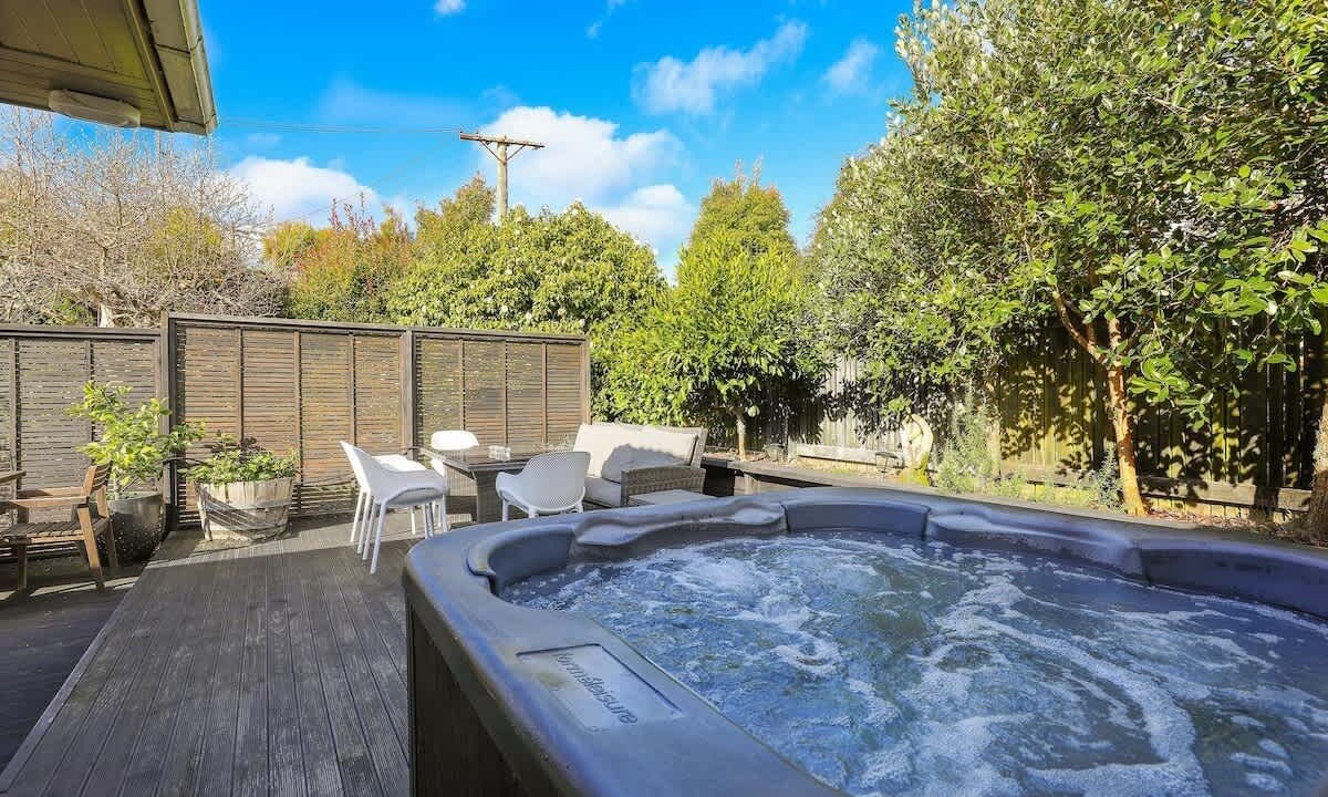 Photo of Outdoor in Lynmore