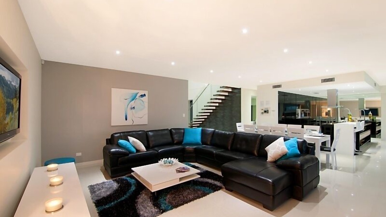 Photo of Livingroom in Broadbeach Waters