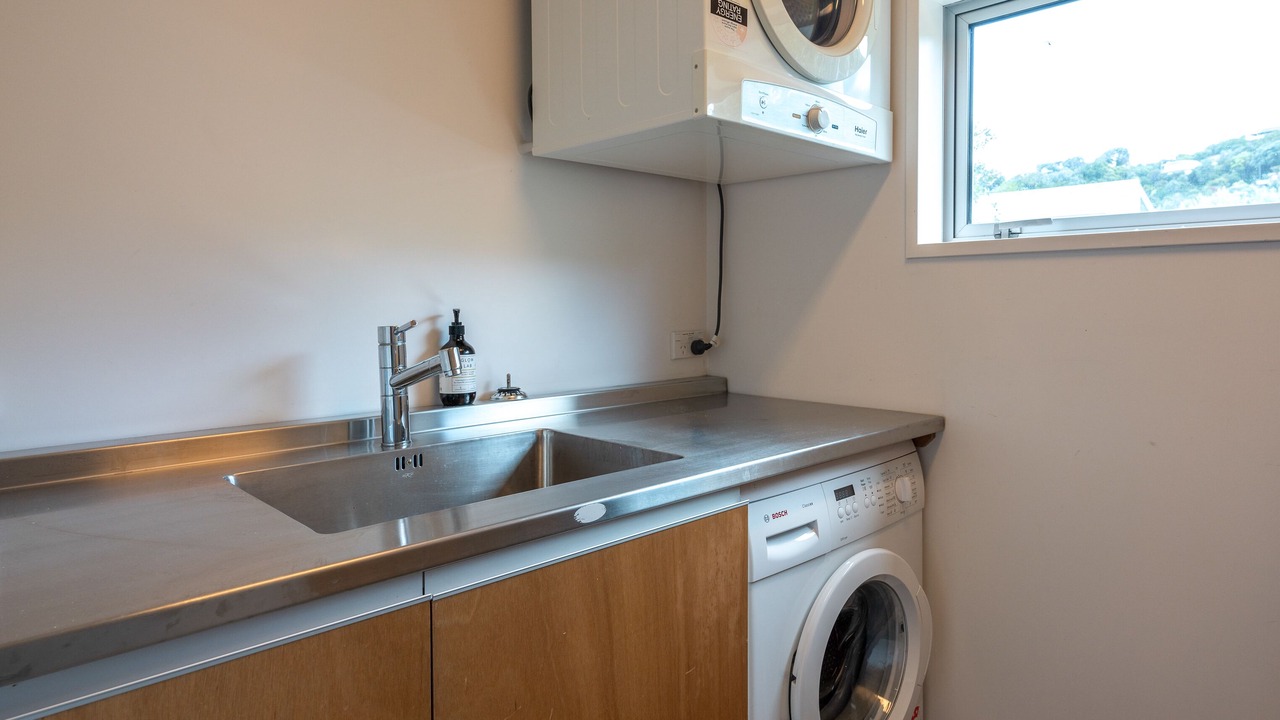 Photo of Others in Onetangi