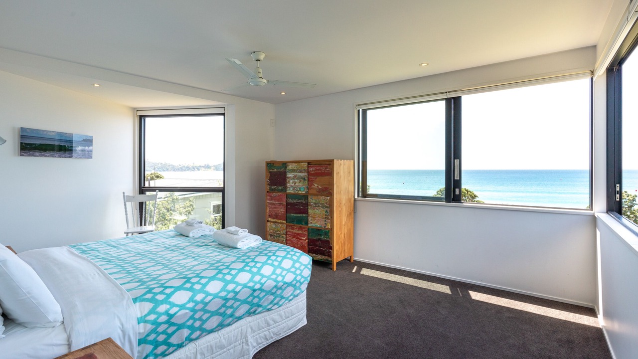 Photo of Bedroom in Onetangi