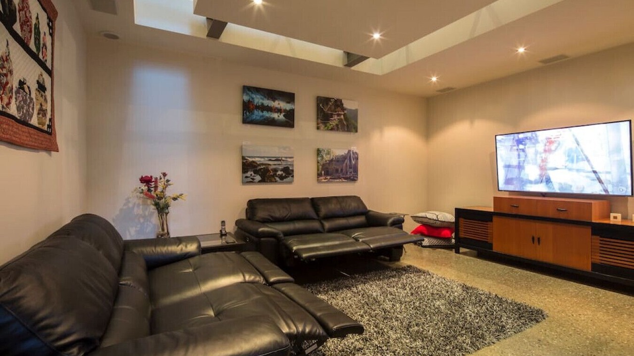 Photo of Livingroom in Queenstown City Centre