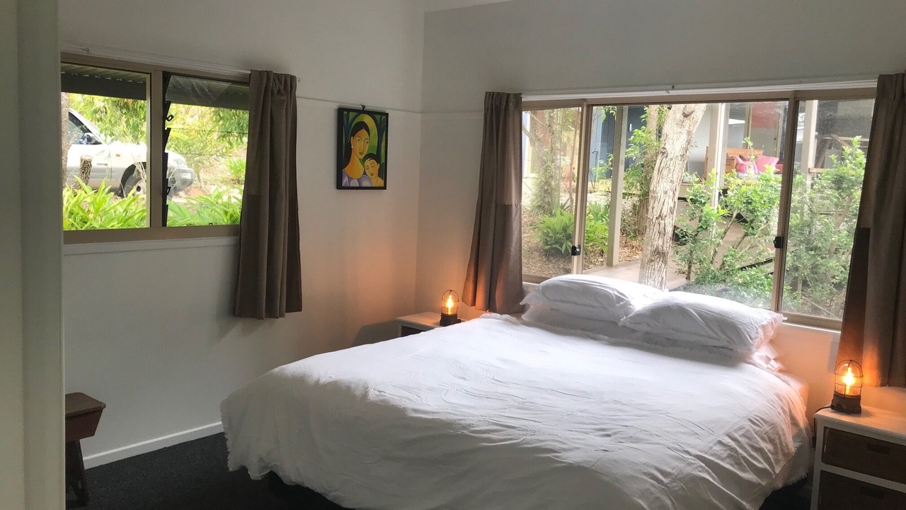 Photo of Bedroom in Main Arm