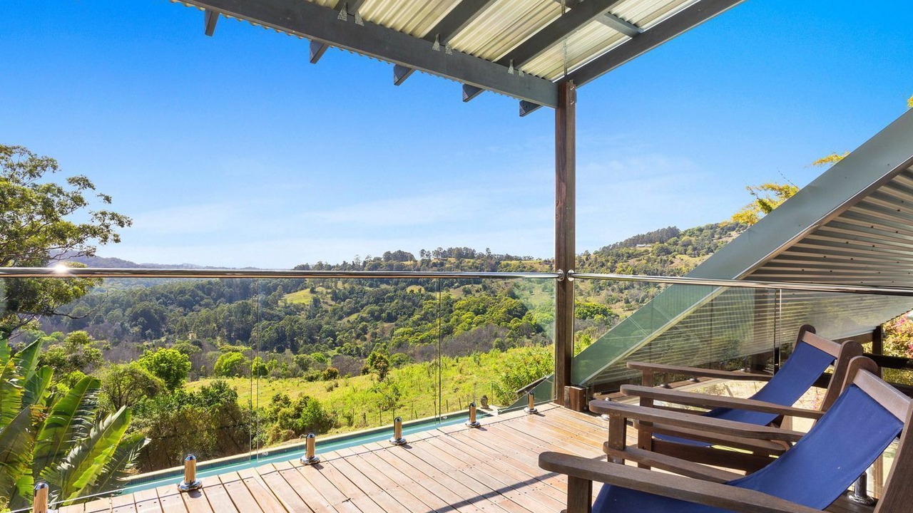 Photo of Patio Balcony in Main Arm