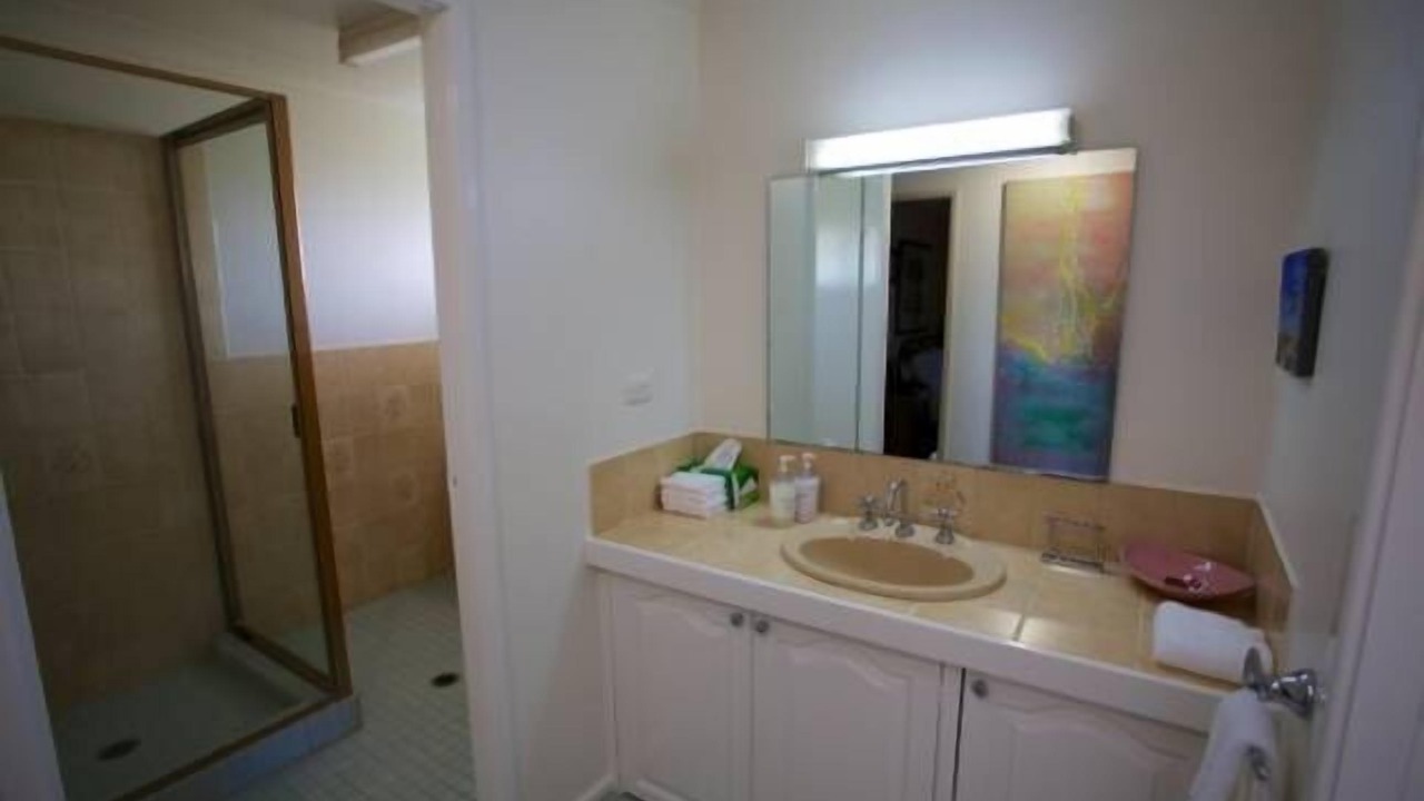 Photo of Bathroom in Broke