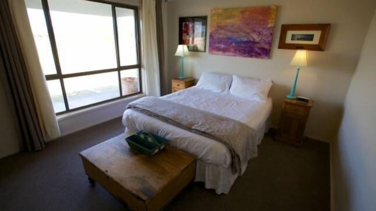 Photo of Bedroom in Broke