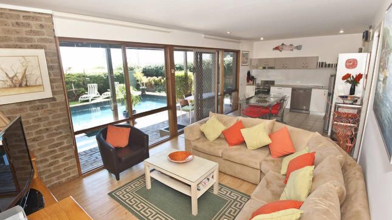 Photo of Livingroom in Rosebud