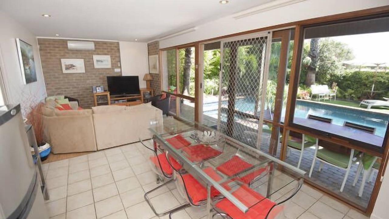 Photo of Others in Rosebud