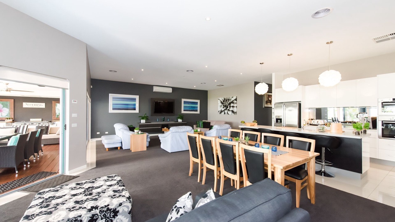 Photo of Livingroom in Yarrawonga