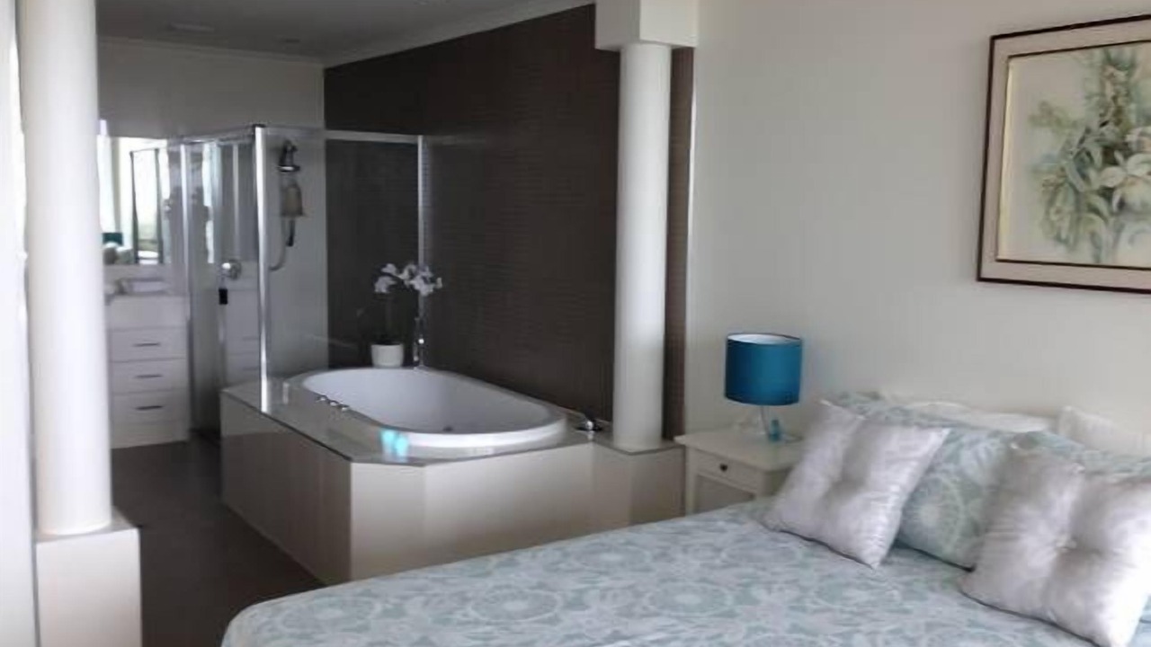 Photo of Bathroom in Victor Harbor