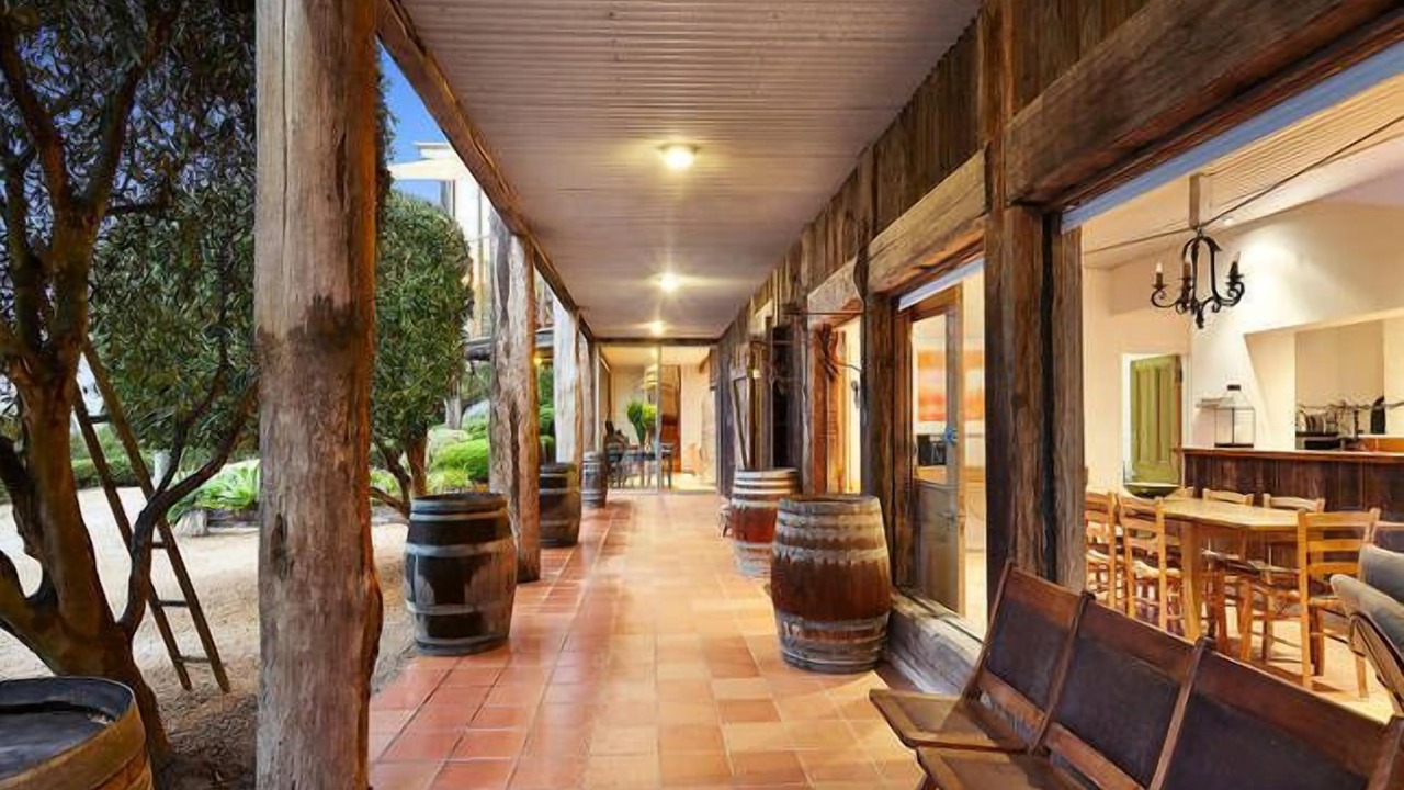 Photo of Outdoor in Red Hill