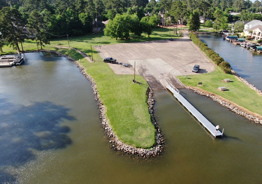 Photo of Others in Walden on Lake Conroe