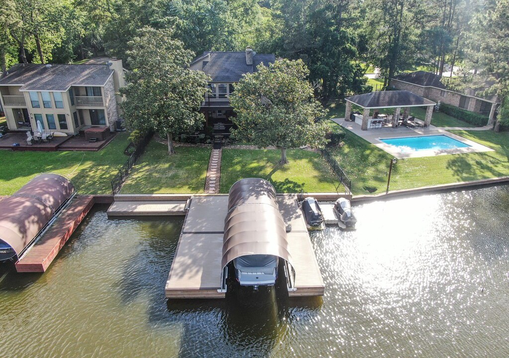 Photo of Others in Walden on Lake Conroe