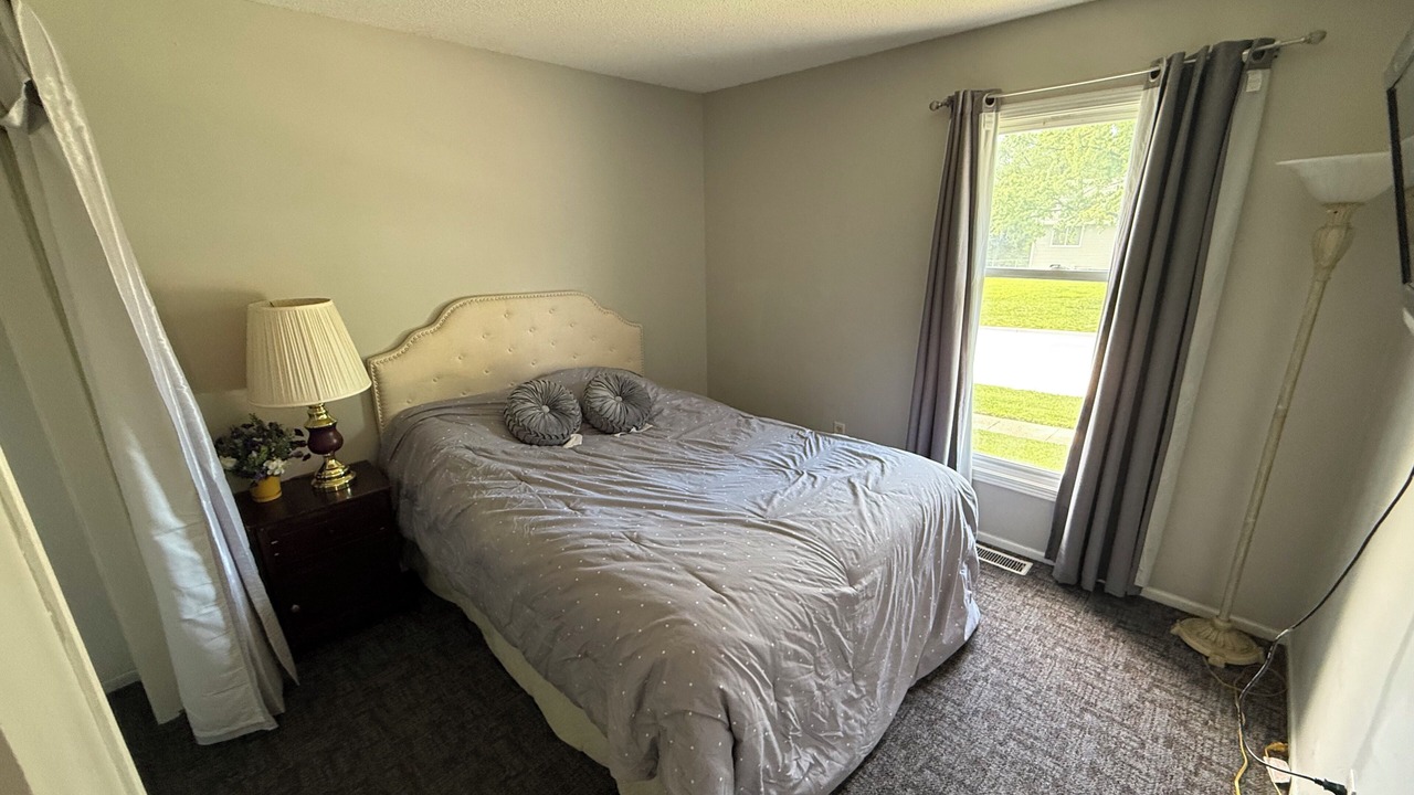 Photo of Bedroom in Urbandale