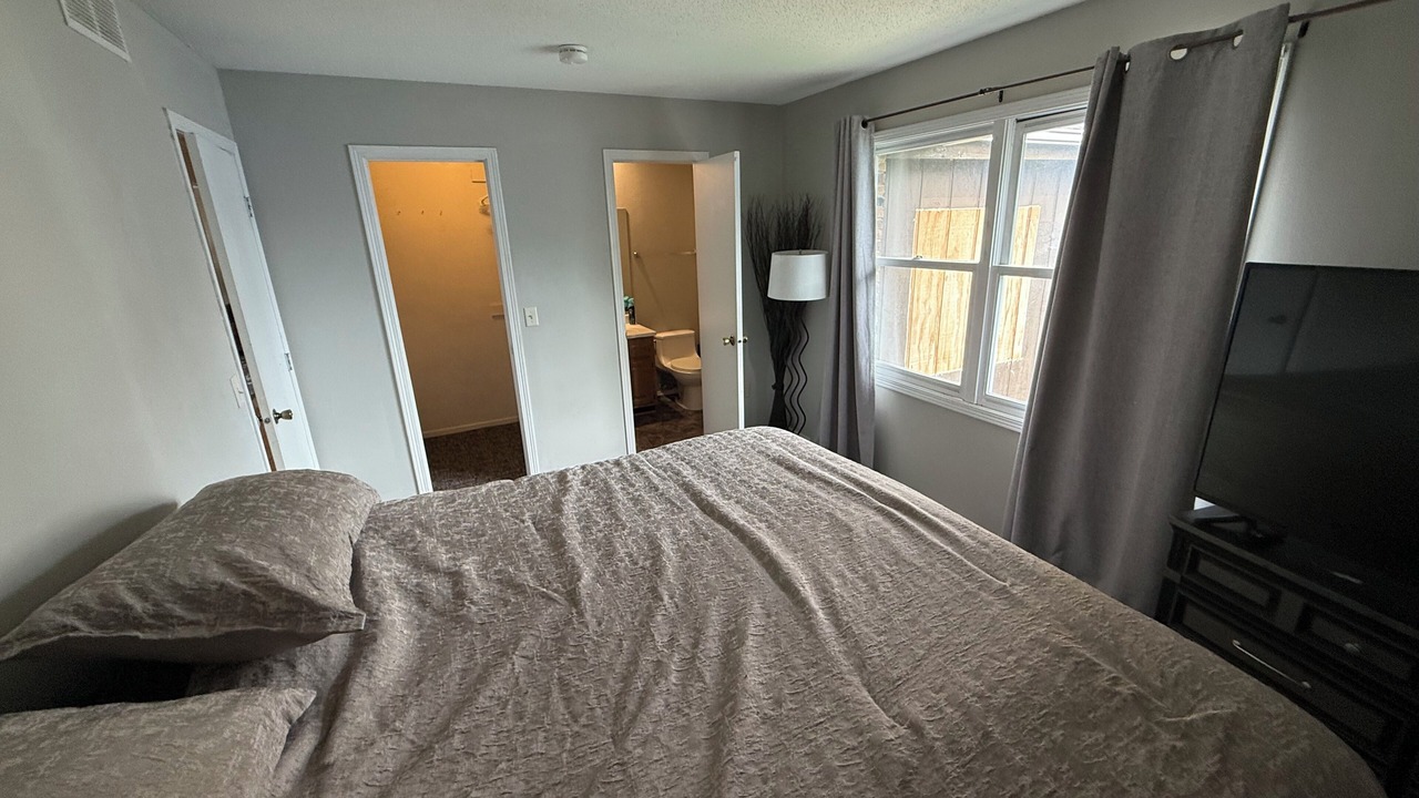 Photo of Bedroom in Urbandale