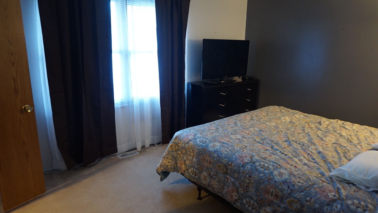 Photo of Bedroom in Urbandale