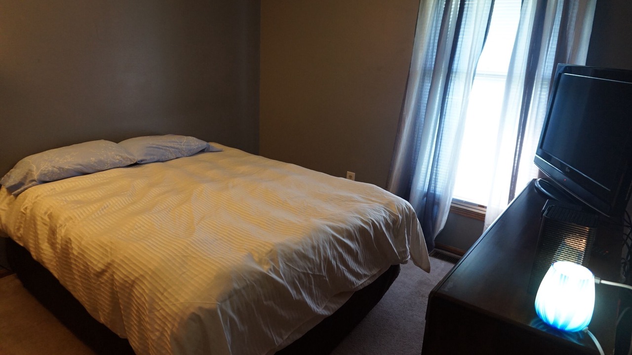 Photo of Bedroom in Urbandale