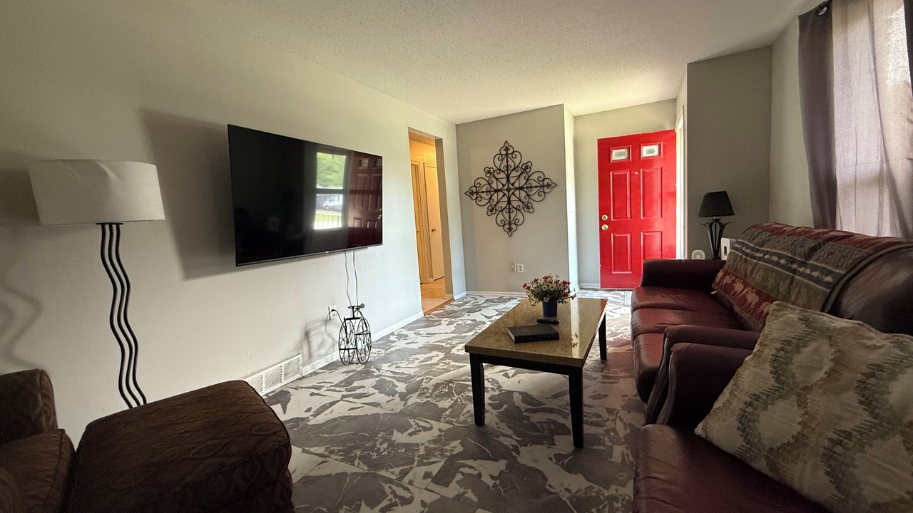 Photo of Livingroom in Urbandale