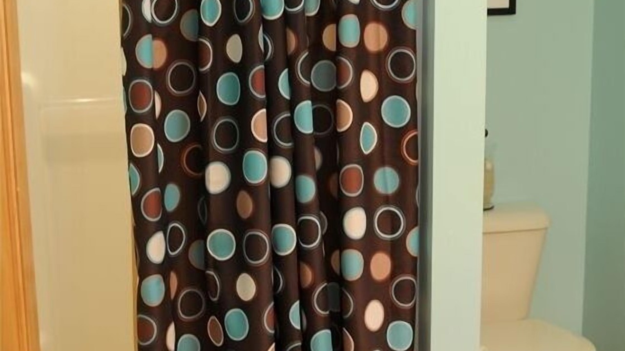 Photo of Bathroom in Reading
