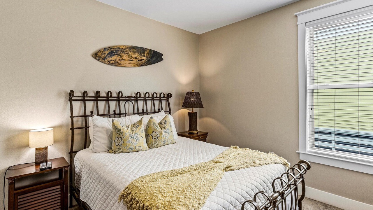 Photo of Bedroom in Red Fish Cove