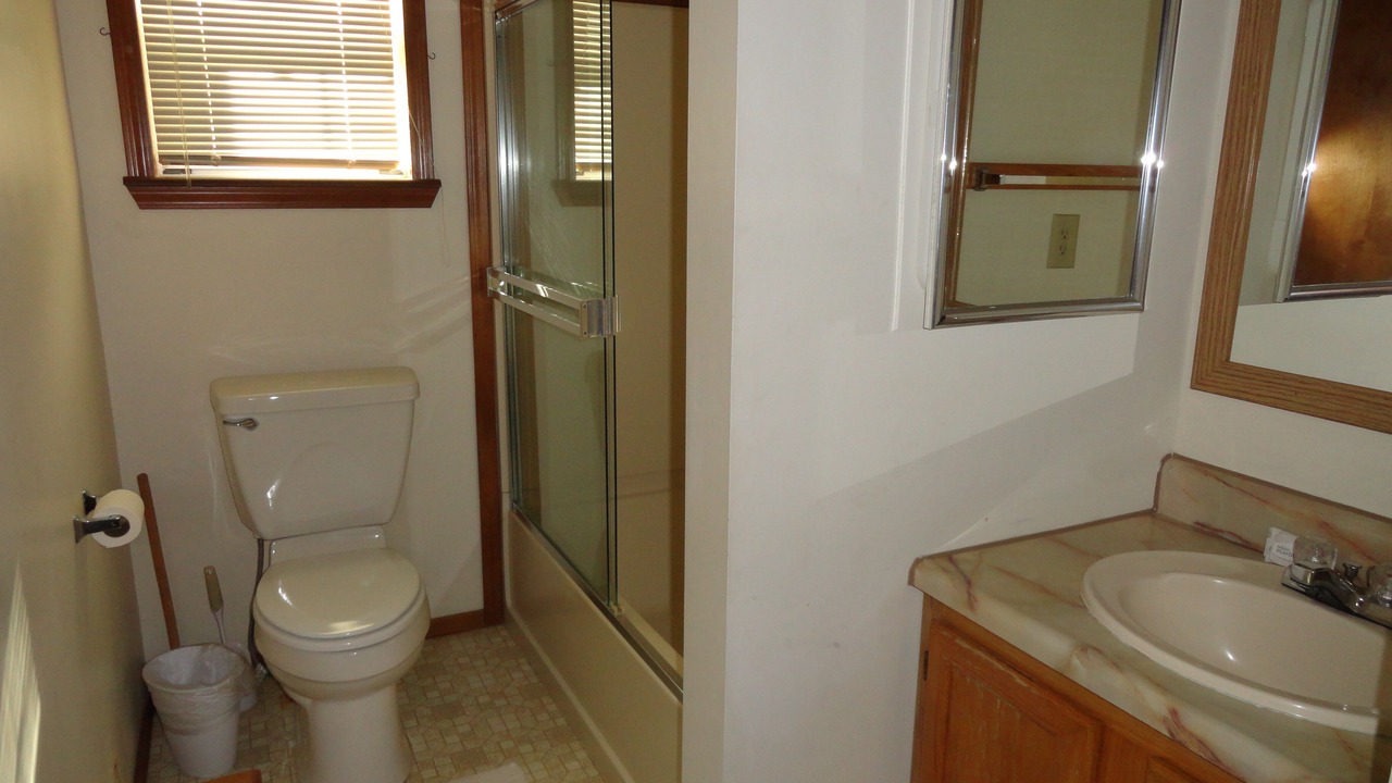 Photo of Bathroom in Lost Bridge Village