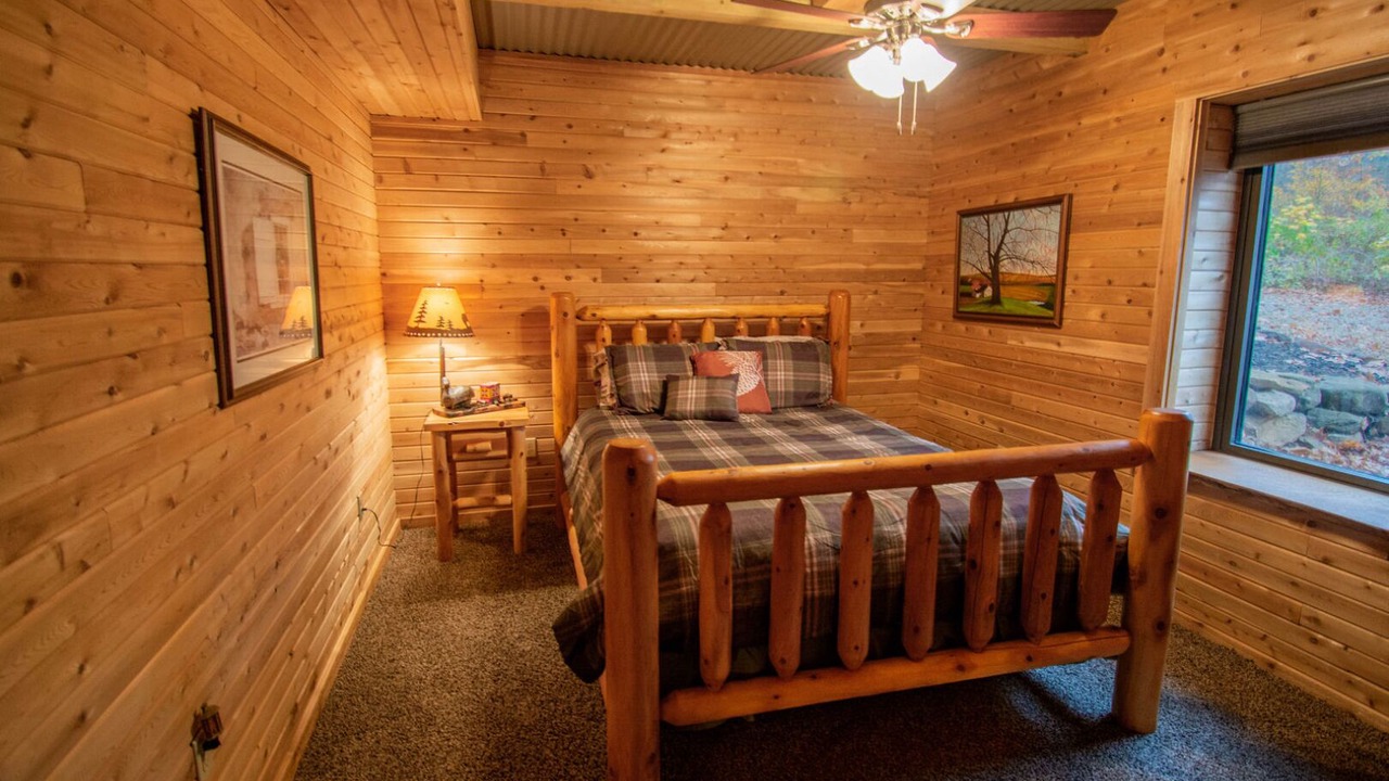 Photo of Bedroom in Rockwood