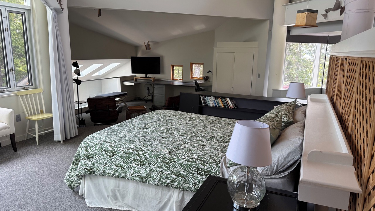 Photo of Bedroom in Middle River