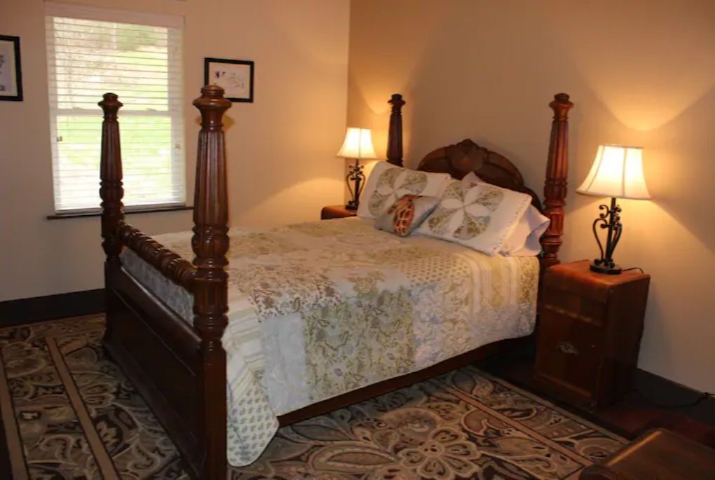Photo of Bedroom in Roanoke