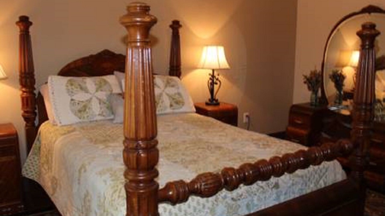 Photo of Bedroom in Roanoke