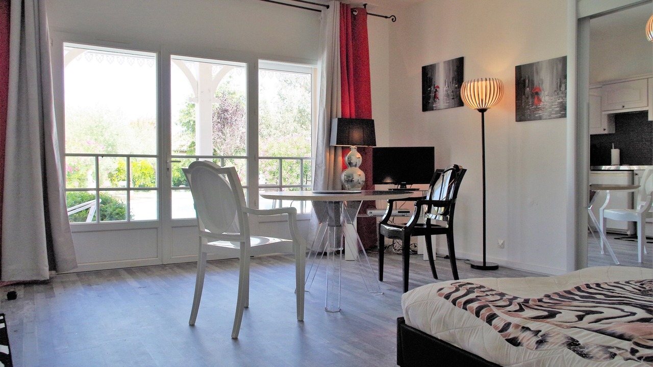 Photo of Bedroom in Audenge