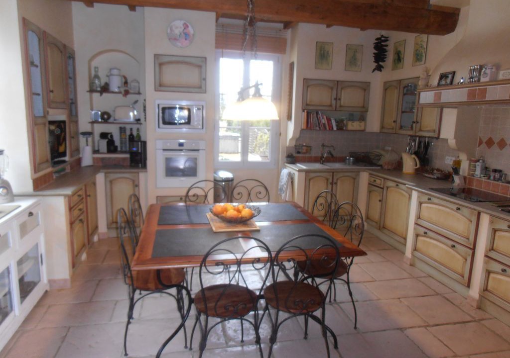 Photo of Kitchen in Parisot