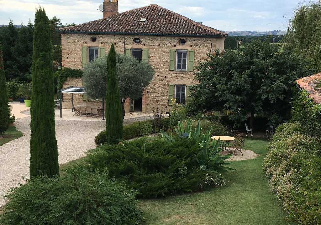 Photo of Outdoor in Parisot