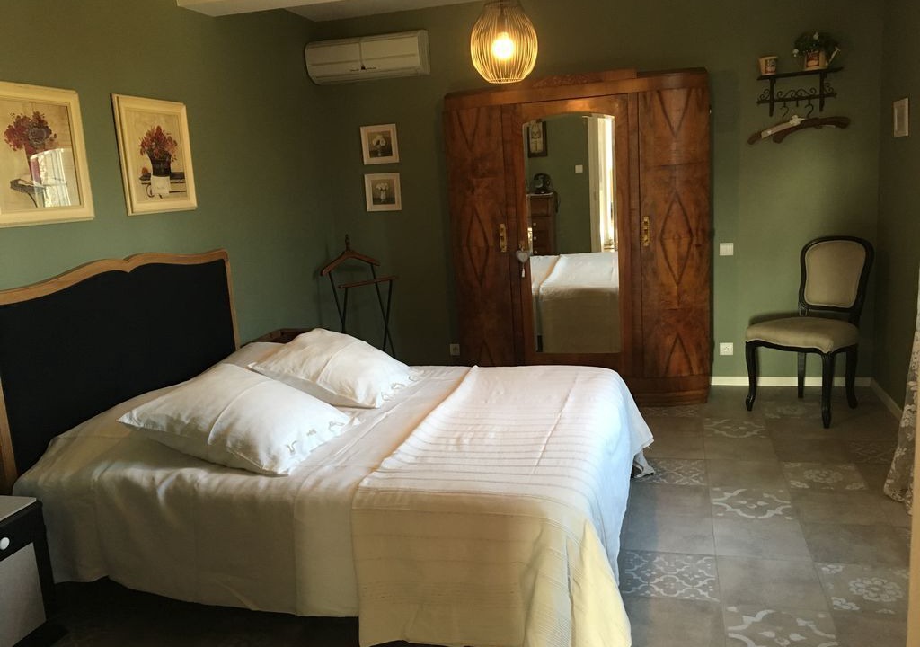 Photo of Bedroom in Parisot