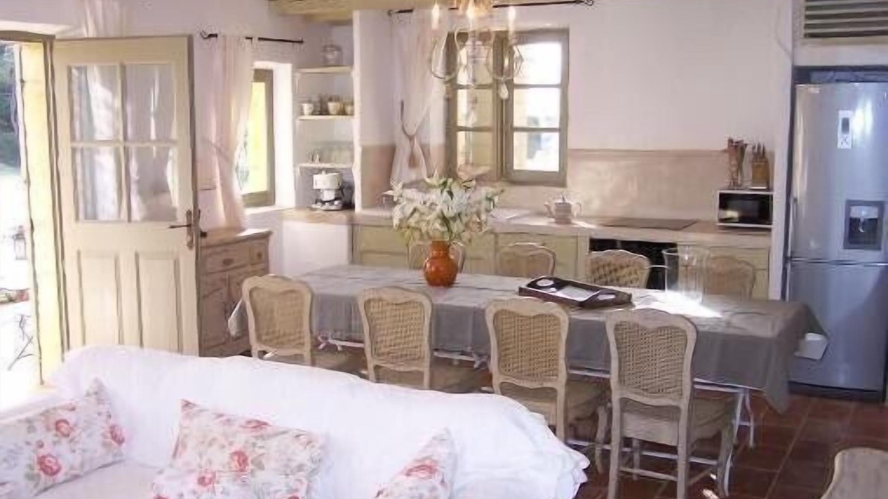 Photo of Livingroom in Aigaliers