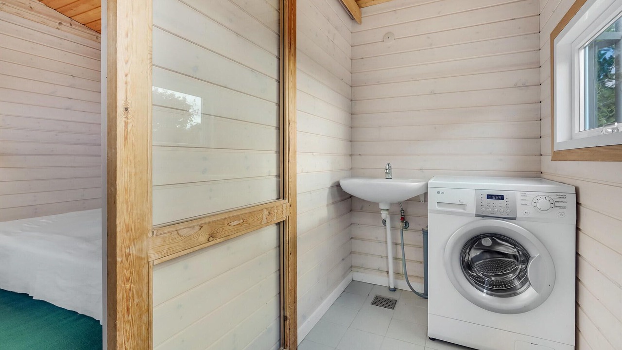 Photo of Others in Frolunde