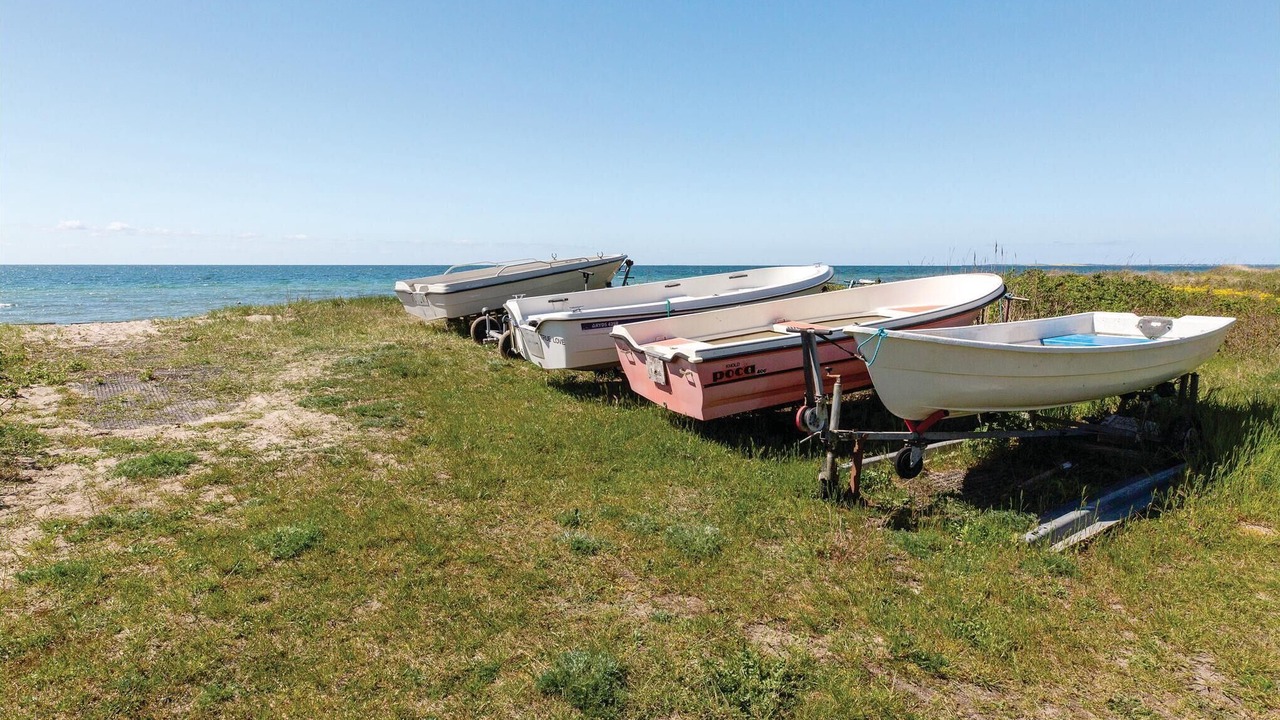 Photo of Others in Frolunde