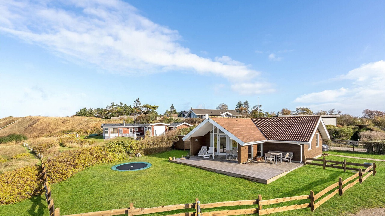 Photo of Others in Frolunde