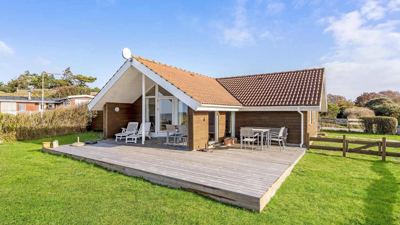 Photo of Others in Frolunde