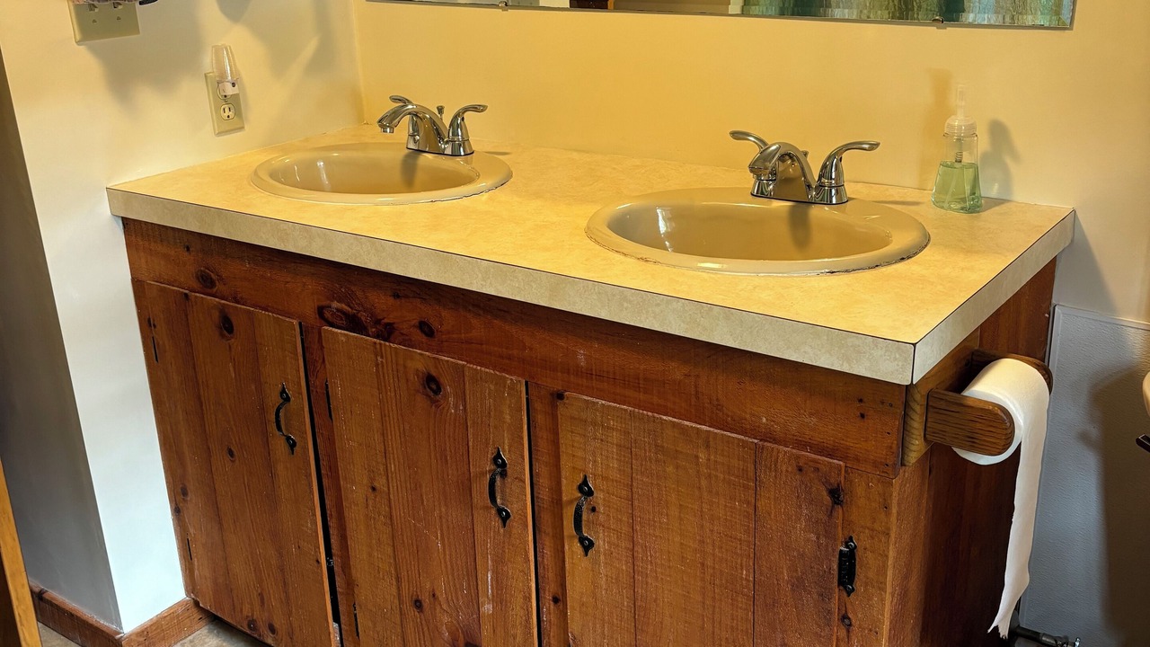 Photo of Bathroom in The Bluffs