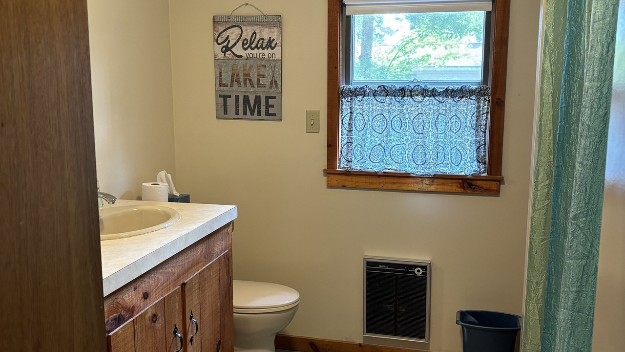Photo of Bathroom in The Bluffs
