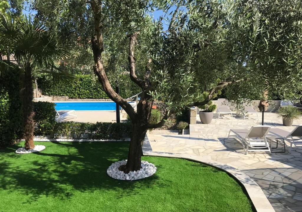 Photo of Outdoor in Kornic