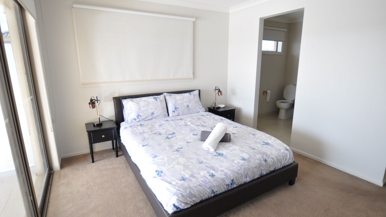 Photo of Bedroom in Sanctuary Lakes