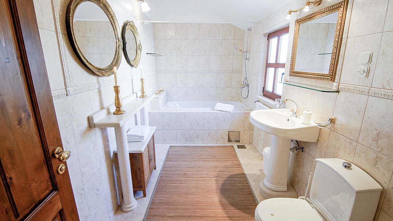Photo of Bathroom in Sumartin