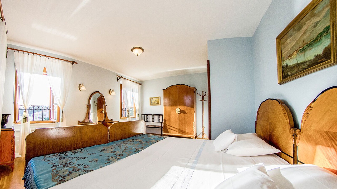 Photo of Bedroom in Sumartin