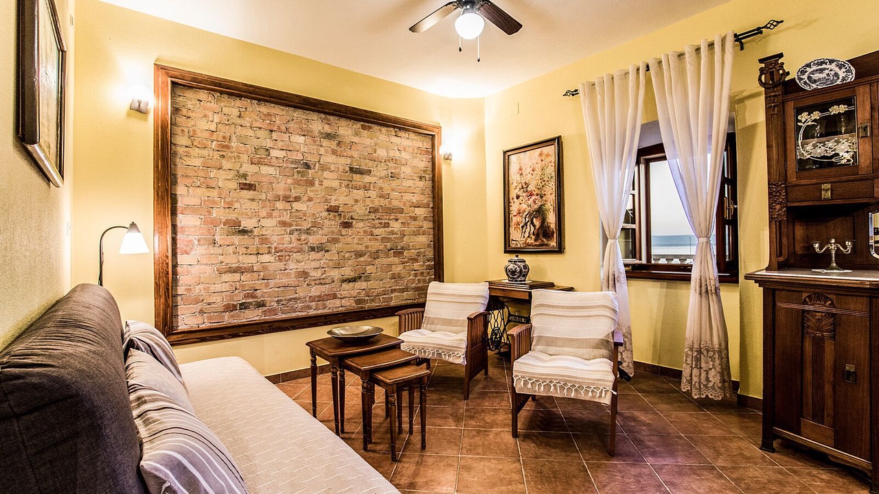 Photo of Livingroom in Sumartin