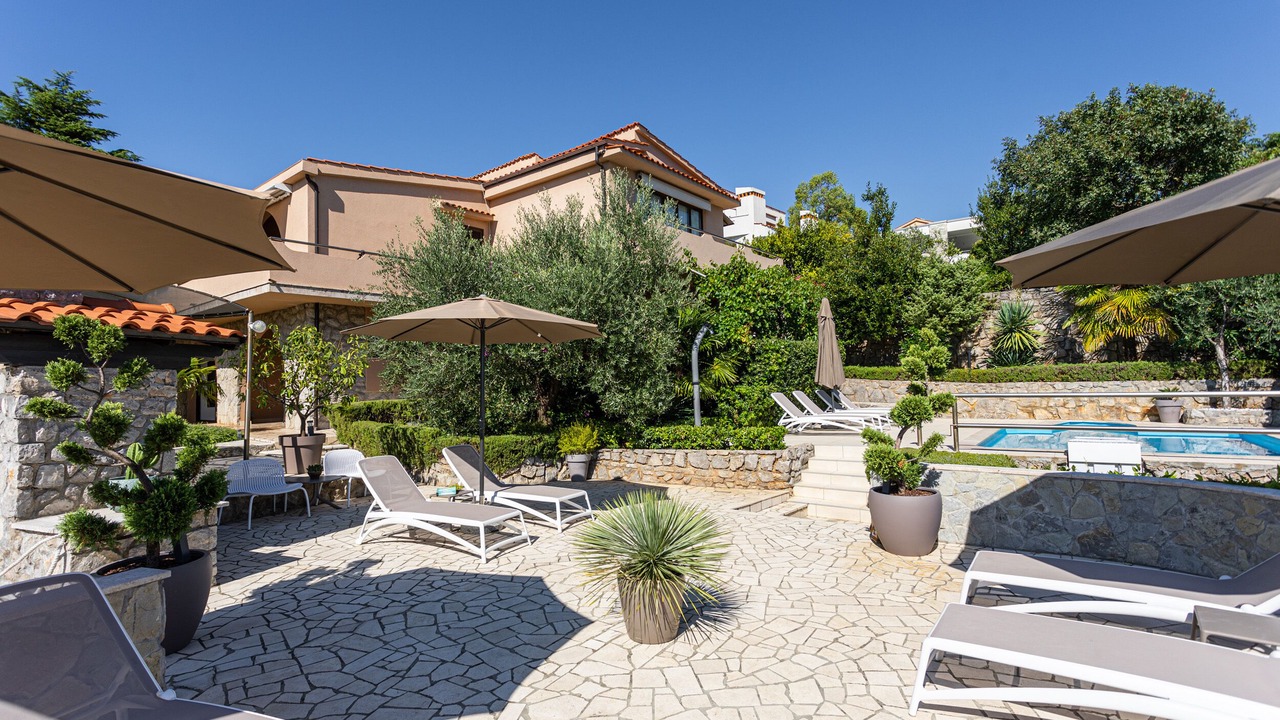 Photo of Outdoor in Kornic
